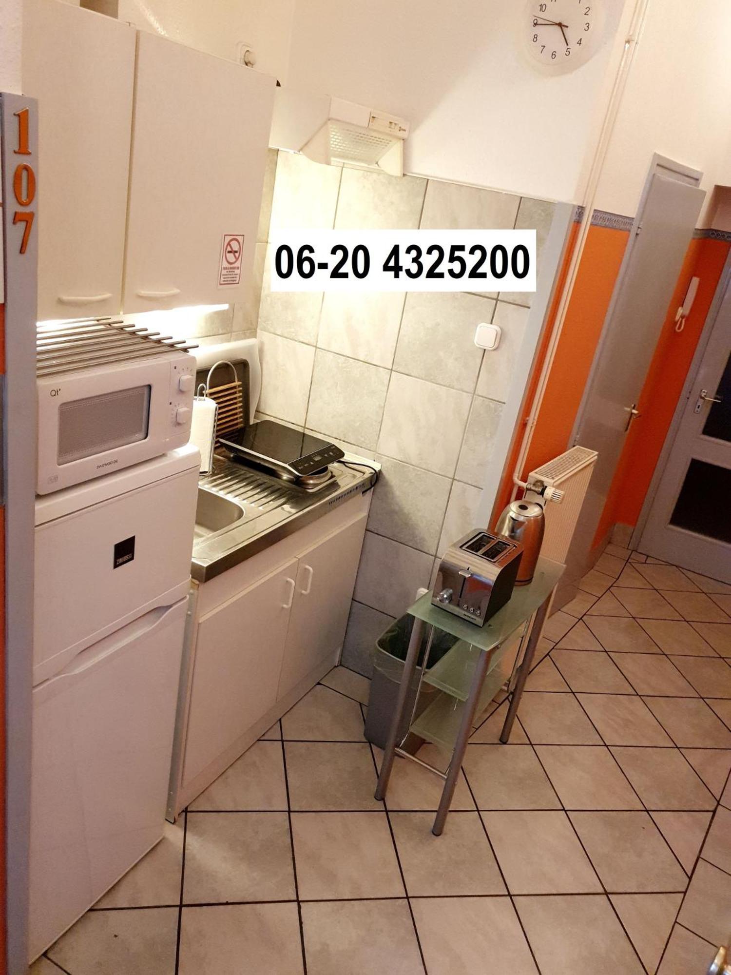 Apartment In The Center Of Budapest -Free Garage Parking Bagian luar foto