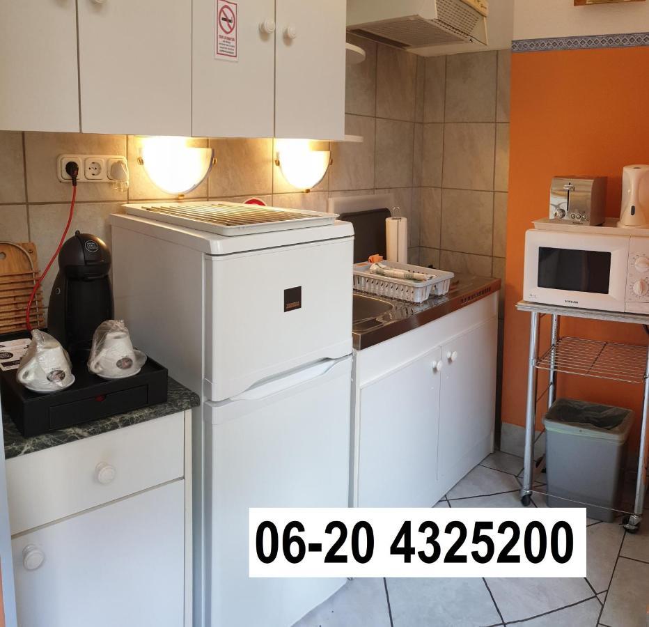 Apartment In The Center Of Budapest -Free Garage Parking Bagian luar foto
