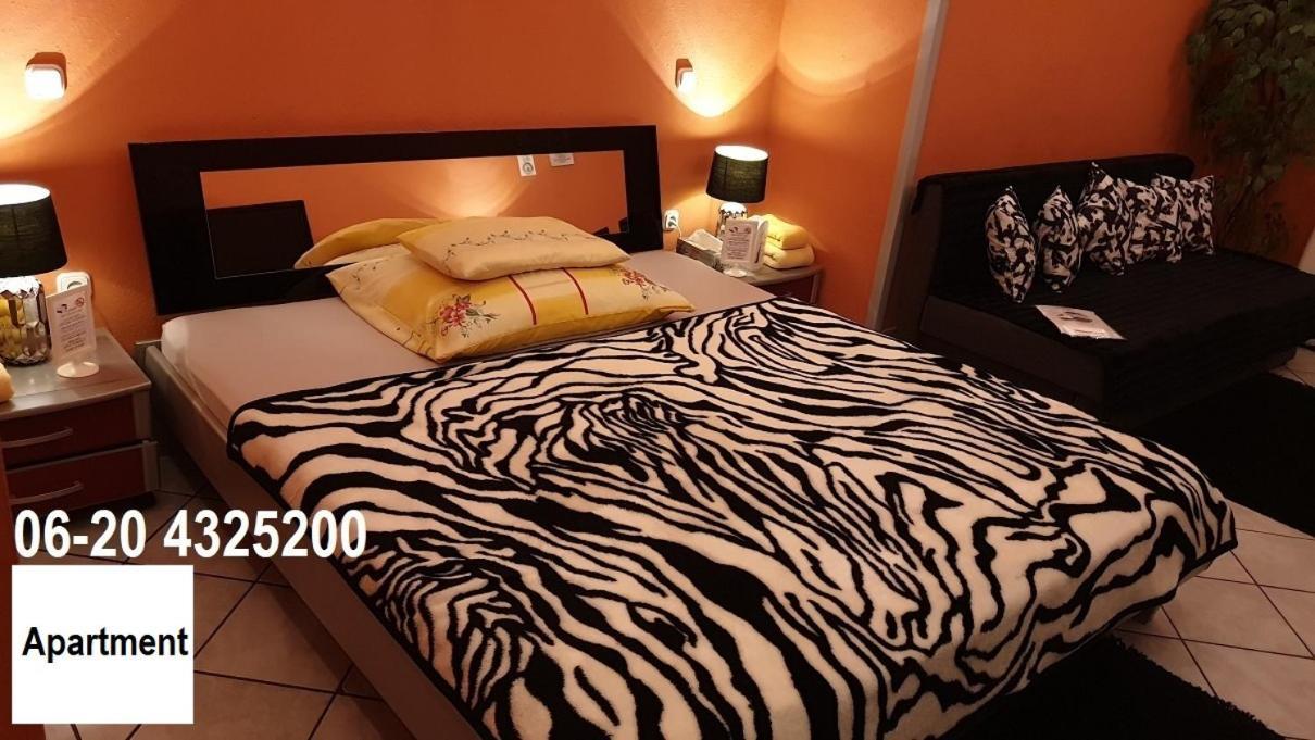 Apartment In The Center Of Budapest -Free Garage Parking Bagian luar foto