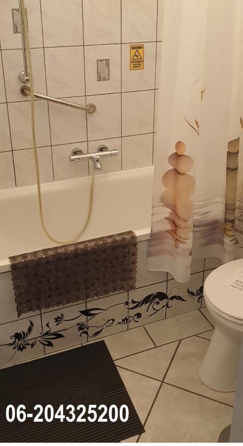 Apartment In The Center Of Budapest -Free Garage Parking Bagian luar foto