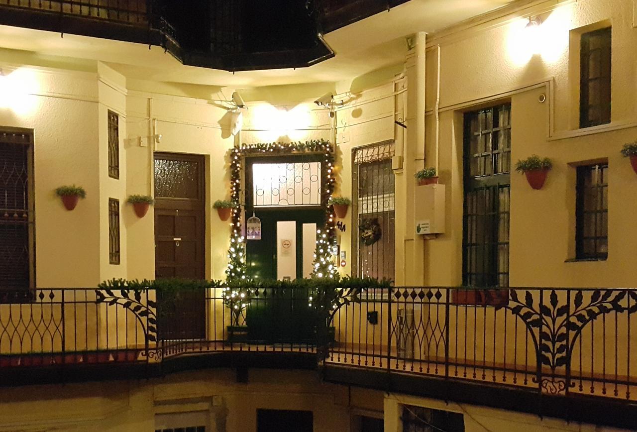 Apartment In The Center Of Budapest -Free Garage Parking Bagian luar foto