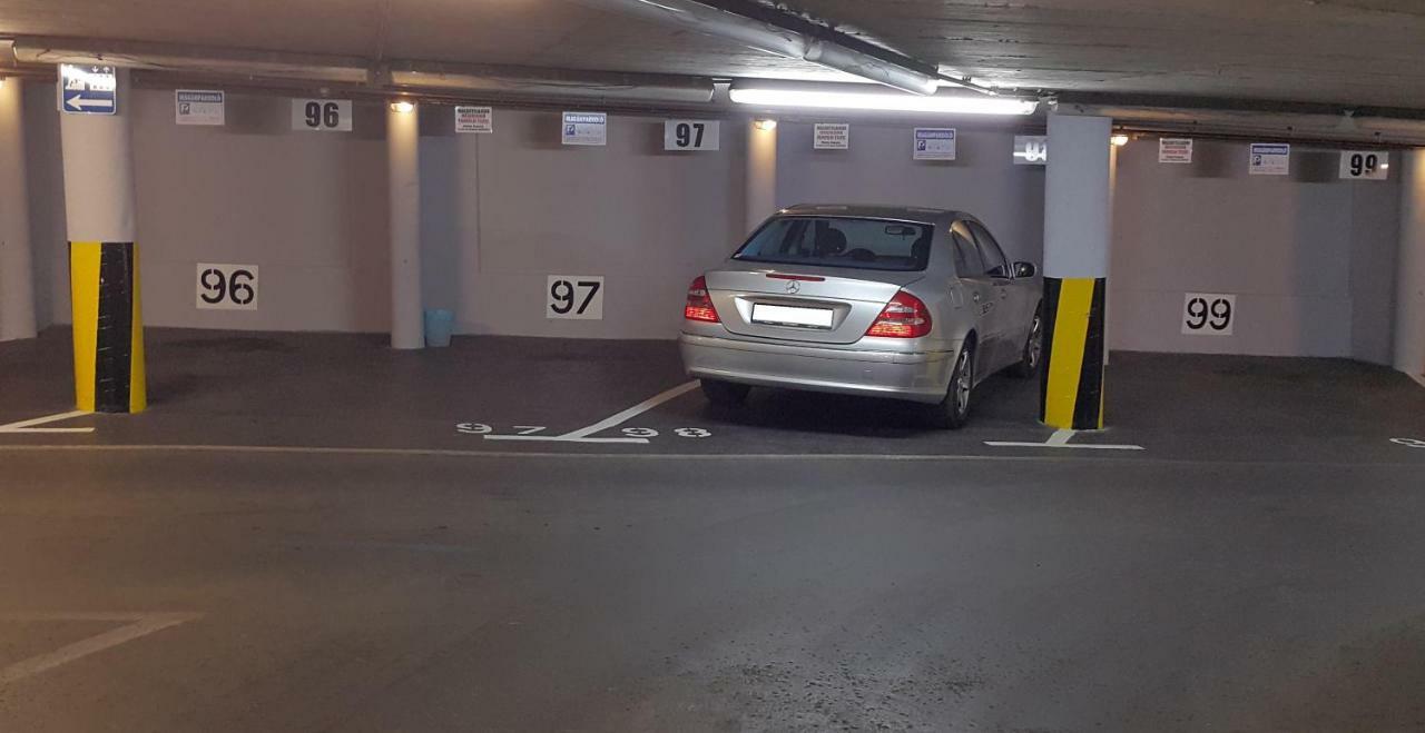 Apartment In The Center Of Budapest -Free Garage Parking Bagian luar foto
